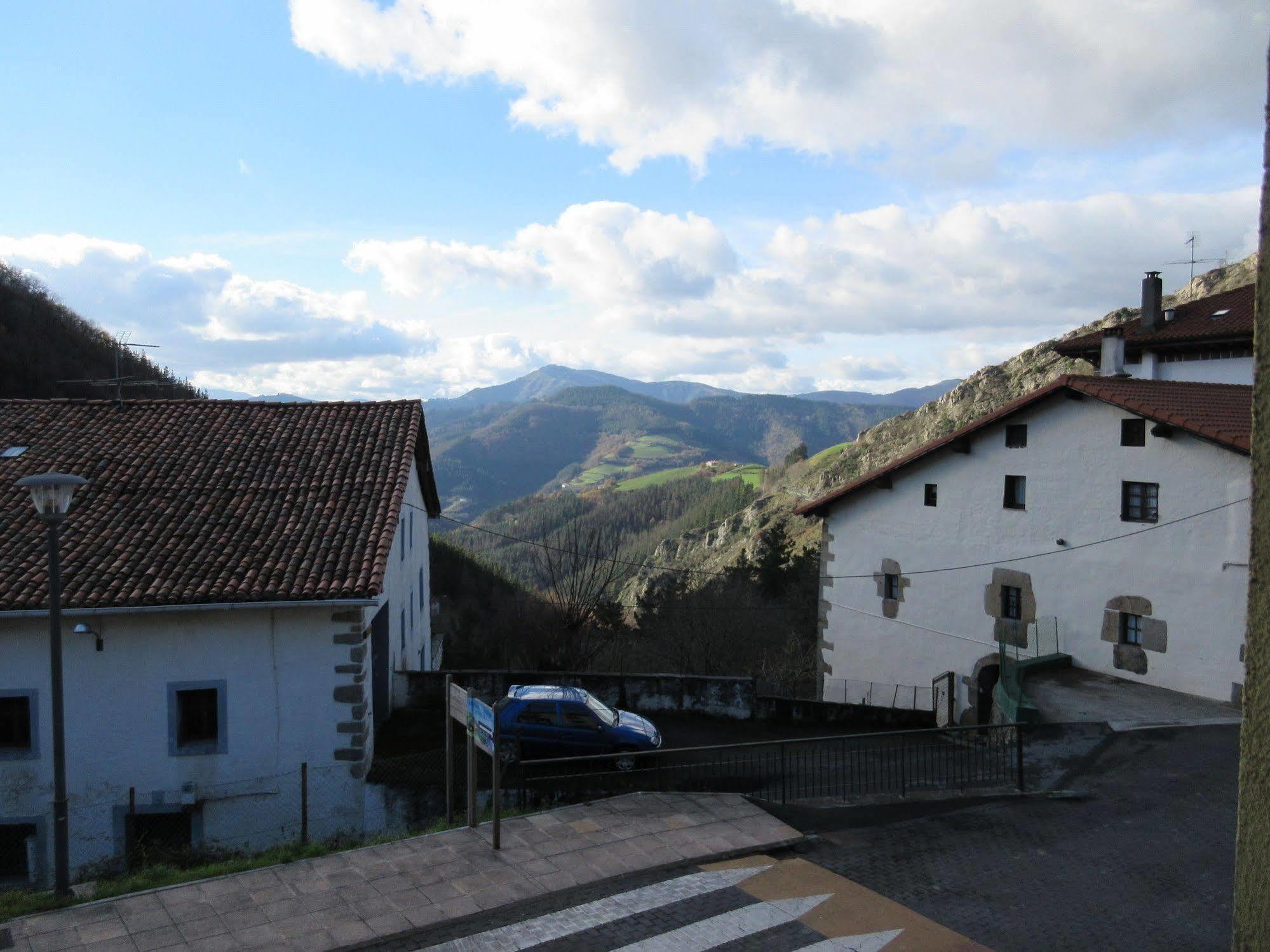 Albergue Ambiental De Beizama - Beizamako Aterpetxea ภายนอก รูปภาพ
